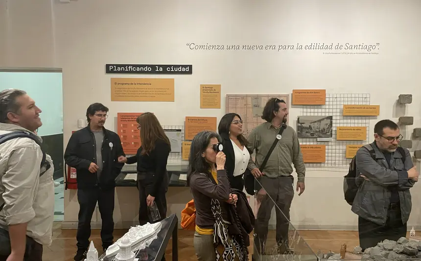 Visita Exhibición Permanente y Monumento Histórico del Museo Ciudadano Vicuña Mackenna